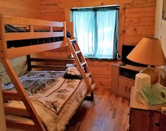 Entire House / Apartment Cozy Log Cabin In The Alps Of Arizona (Alpine, USA)