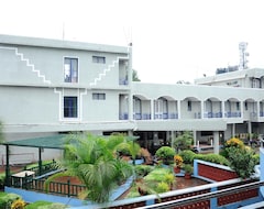 Hotel Kannika International (Kushalnagar, India)