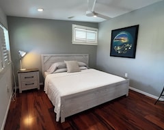Hele huset/lejligheden Stunning Beachfront 4 Bedroom Custom Home (Waialua, USA)