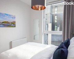 Koko talo/asunto 1 Bedroom Apartment In Very Central Location (Glasgow, Iso-Britannia)