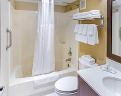 Hotel Quality inn & suites Plattsburgh (Plattsburgh, USA)