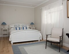 Hotel Penguino Guesthouse (Hermanus, South Africa)