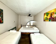 Hotel Hostal Zocalo (Merida, Mexico)