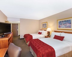 Hotel Ramada by Wyndham Midtown Grand Island (Grand Island, USA)