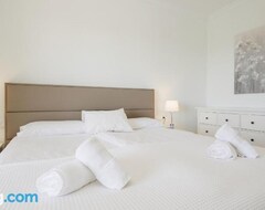 Tüm Ev/Apart Daire Modern Apartment With Amazing Sea Views (Mijas, İspanya)