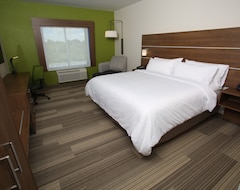 Holiday Inn Express Hotel And Suites Lincoln Airport, An Ihg Hotel (Lincoln, USA)
