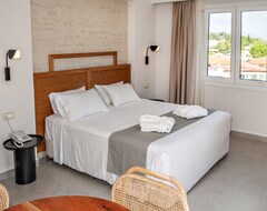 Khách sạn Alexandra Beach Hotel (Platanias Chania, Hy Lạp)