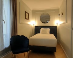 Hotel Le Clery (París, Francia)