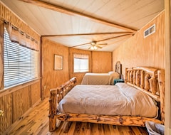 Toàn bộ căn nhà/căn hộ Hidden Cabin W/ 200 Acres 10 Miles To State Park! (Spragueville, Hoa Kỳ)
