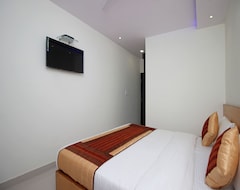 OYO 9711 Hotel Marc Blu (Dehradun, Indien)