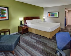 Holiday Inn Express & Suites Cookeville, an IHG Hotel (Cookeville, USA)