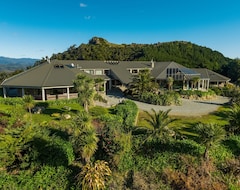 Hotel Westhaven Retreat (Collingwood, New Zealand)