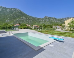 Casa/apartamento entero Villa Roglic With Private Pool In Župa Near Biokovo (Imotski, Croacia)