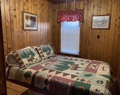Entire House / Apartment Exclusive Rustic Cabin (Akeley, USA)