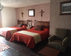 Hotel Refugio Victoria (Morelia, Mexico)