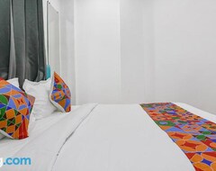 Hotel FabExpress Silk (Surat, Indien)