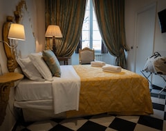Khách sạn San Giorgio Rooms (Genoa, Ý)