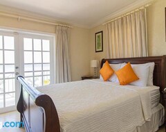Hotelli Bianca Bay 3 Bedroom West Coast Beach Front Villa (Prospect, Barbados)