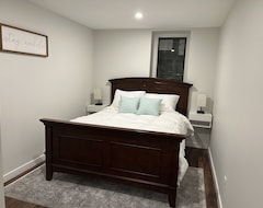 Toàn bộ căn nhà/căn hộ Feel At Home In This 2 Bedroom Basement Suite (Kamloops, Canada)