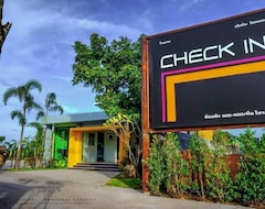 Hotel Check In And Resort (Nong Khai, Thailand)