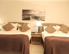 Khách sạn The Point Hotel & Spa (Mossel Bay, Nam Phi)
