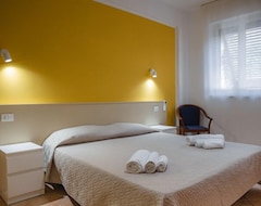 Serviced apartment Case Vacanze Ancora (Porto Empedocle, Italy)