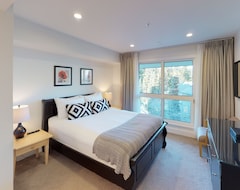Hotel Le Chamois By Whistler Premier (Whistler, Canada)