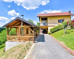 Koko talo/asunto 2 Bedroom Accommodation In Adamovec (Sveti Ivan Zelina, Kroatia)