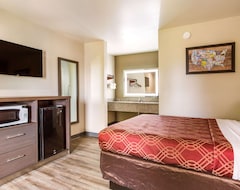 Otel Econo Lodge Inn & Suites Murfreesboro (Murfreesboro, ABD)