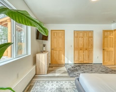 Hotel Rockin Ridge Estate- New! 2021 - Only 5 Minutes To Whitefish! (Kalispell, USA)