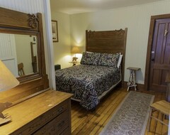 Hotel The Woods Inn (Old Forge, USA)