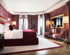 Khách sạn La Reserve Paris Hotel & Spa (Paris, Pháp)