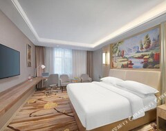 Vienna International Hotel (korla Swan River) (Xincheng, China)