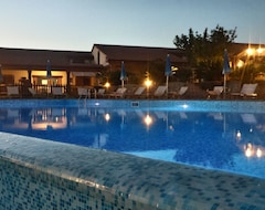 Resort Corte In Fiore (Ardea, Italia)