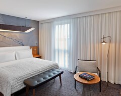 Hotel Le Meridien Etoile (Paris, France)