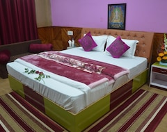 Khách sạn OYO 28271 Hotel City Plaza (Dharamsala, Ấn Độ)