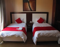 Hotel Silver Oak Luxury Accommodation (Sandton, South Africa)