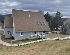 Hele huset/lejligheden Tenney Mountain Ski-in/ski-out House (Plymouth, USA)