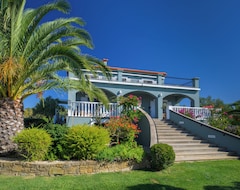 Cijela kuća/apartman Greek Villa/ Mansion With Extraordinary Sea Views Fully Gated Private Property (Pilos-Nestoras, Grčka)