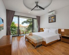 Hotel The Ocean Estates (Da Nang, Vietnam)