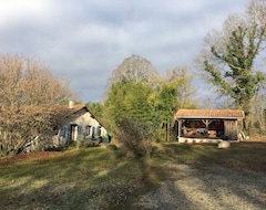 Toàn bộ căn nhà/căn hộ Stylish Barn With Large Fenced Garden, Views, Fruit Trees And Oak Wood (Saint-Aulaye, Pháp)