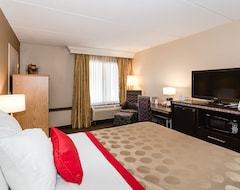 Ramada by Wyndham Plymouth Hotel & Conference Center (Plymouth, USA)