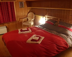 Cijela kuća/apartman Character Cottage Renovated, Comfortable And Spacious, In The Mountains. (Curaglia, Švicarska)