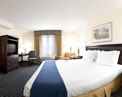 Holiday Inn Express & Suites Chesapeake, An Ihg Hotel (Chesapeake, USA)