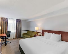 Otel Quality Inn and Suites Montreal East (Anjou, Kanada)