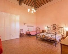 Cijela kuća/apartman Vacation Home La Salciaia In Monte San Savino - 15 Persons, 6 Bedrooms (Monte San Savino, Italija)