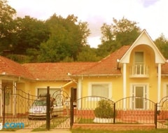 Casa/apartamento entero Casa Elisei (Comăneşti, Rumanía)