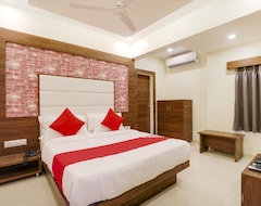 Oyo Vad159 Hotel Rose Inn (Vadodara, Indien)