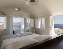 Khách sạn Canaves Oia Suites - Small Luxury Hotels of the World (Oia, Hy Lạp)