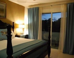 Hotelli 2 Bedroom Condo On Coco Beach Summer Special Rate (Playa del Carmen, Meksiko)